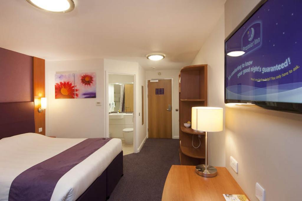 Premier Inn Sheffield Arena Eksteriør billede